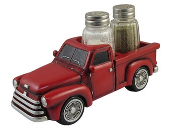 SALT /& PEPPER Shaker~~ Green Truck Transport