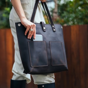 Classic leather tote, Everyday use tote bag, Laptop work student bag, Personalized leather shoulder bag, Women leather bag,Mother’s Day gift
