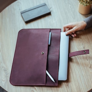 Burgundy Surface Pro X Case With Clasp, Microsoft Surface Pro 7 Bag, Microsoft Surface Pro 5 Case, Microsoft Surface Pro Sleeve, Surface Pro