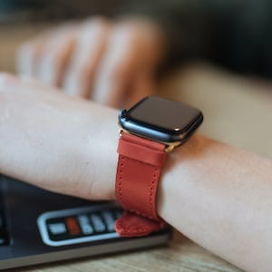 Red leather band for apple watch 42mm, Apple watch band 44mm, iwatch band 38mm women, Apple watch bracelet 40 mm, Leather apple watch band