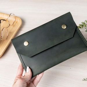 Green leather wallet, Womens wallet, Button wallet, Leather pocketbook, Gifts for women, Gifts for her,Long wallet big, Simple elegant purse