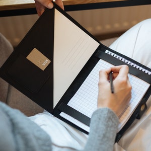 Notebook Journal Leather, couverture de carnet de voyageurs A5, couverture d’ordinateur portable personnalisé, Journal en cuir rechargeable, 8 X11 Leather Sketch Journal
