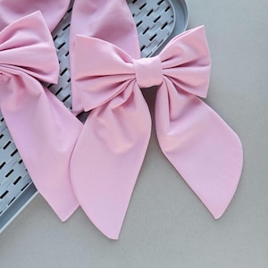 Pink Hair Bow with Hearts for Valentine&#39;s Day, Hair Bow for Women or Girls, Large Pink Bow with Long Tails, Hair Bow For Adults