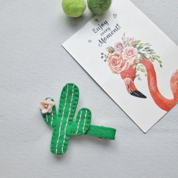 Green Cactus with Flower Hair Clip, Felt Succulent Hair Clips, Cactus Accessories, Cute Summer Feltie, Summer Outfit