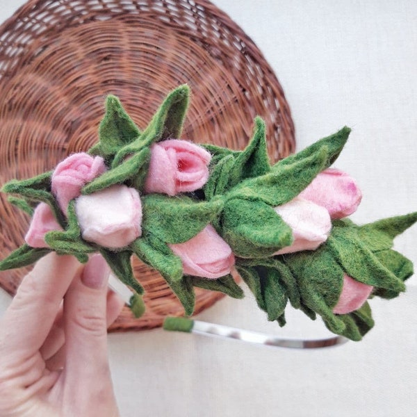 Headband with pink tulips, wreath on the head with tulips, hoop for girls with flowers, flower crown, tulips girl crown, hair ornament