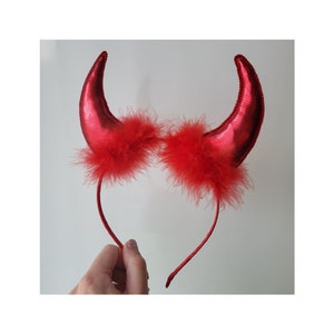 Red Devil Horns Headband Halloween Costume, Demon Horns Headpiece, Devil Cosplay, Shiny Red Devil Horns With Feathers, Red Halloween Crown