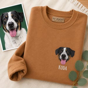 Custom EMBROIDERED Pet Sweatshirt, Dog Portrait sweater Embroidery, Personalized Gift for Pet Owners, Mother's Day Gift Dog Mom