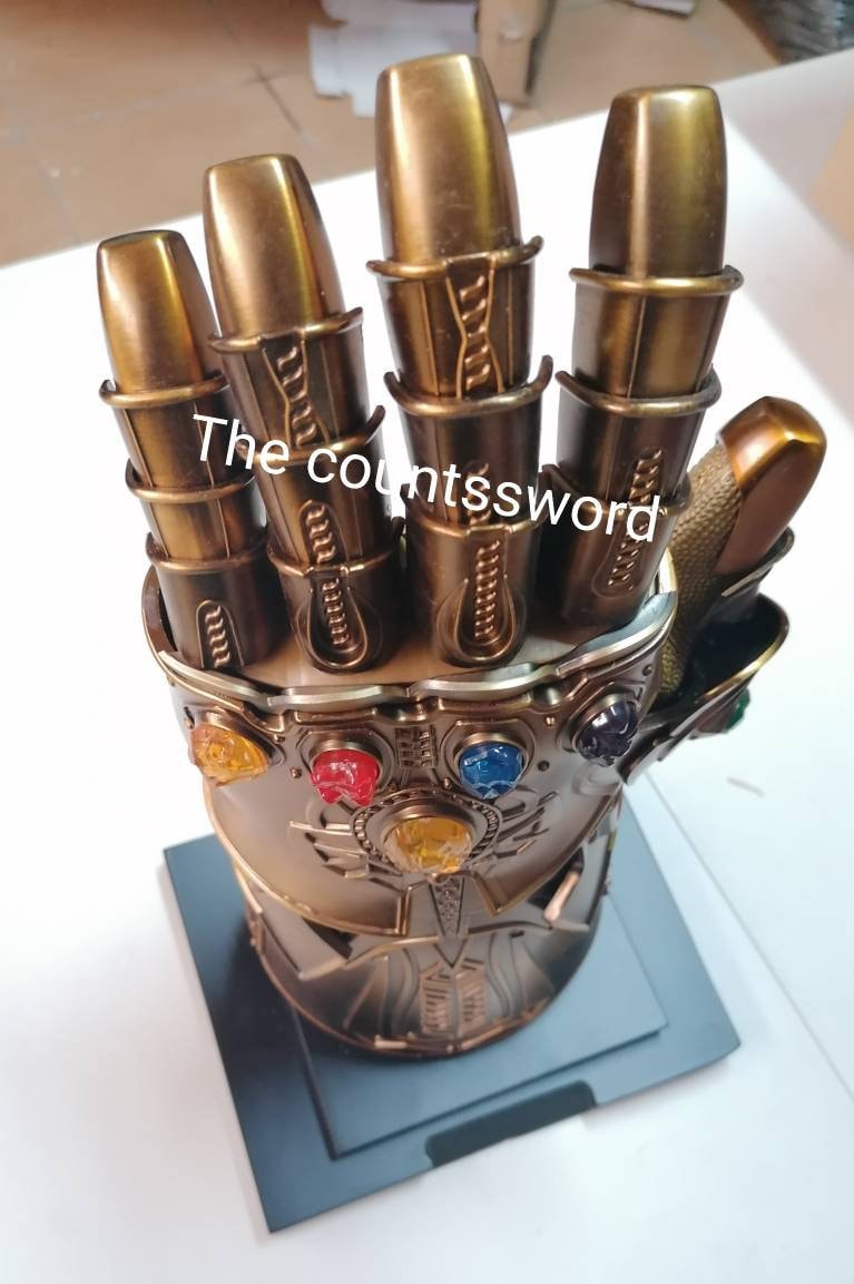 ガントレット・サノス・インフィニティ・グローブ サノスのグローブ