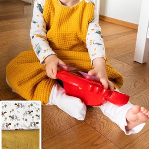 Baby Schlafsack, Kleinkind Schlafsack mit schließbaren Füßchen, Bio Baumwolle Schlafsack, Senf Gelber Schlafsack mit Waldtieren