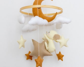 Baby Mobile Felt Dreamy Moon Mouse, Gender Neutral Baby Decor, Personalised Nursery Mobile, Cloud Mobile for Handmade Baby Gift