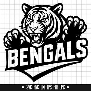 Peut inclure: Illustration en noir et blanc d'un tigre avec ses griffes sorties, rugissant avec le mot "Bengals" dans une bannière en dessous.