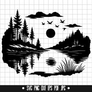 Peut inclure: Silhouette en noir et blanc d'un paysage de lac. L'image présente des arbres, un lac avec des reflets, des oiseaux en vol et un soleil. Le bas de l'image contient le texte "SVG PNG DXF EPS PDF JPG".