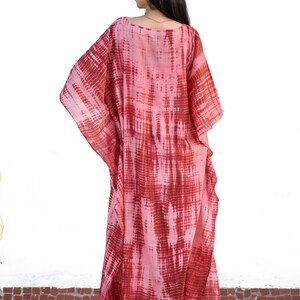 The KOSH Aloe Kaftan, featuring Shibori, a dyeing technique, transforms into a serene lullaby, offering comfort and mordernity. image 6