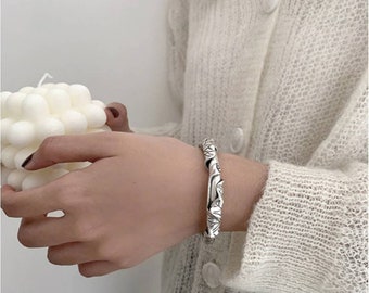 Davitu Bracelets & Bangles Length: 18cm Fashion Handmade White Freshwater Pearls Bangle Real Natural Pearl Lotus Bracelet for Women Wedding Fine Jewelry Party Gift Davitu Bracelets & Bangles Length: 18cm Fashion Handmade White Freshwater Pearls Bangle Real Natural Pearl Lotus Bracelet for Women Wedding Fine Jewelry Party Gift