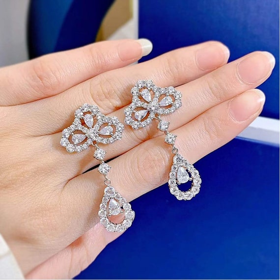 18k Gold Quito Diamond Stud Earrings - R Narayan Jewellers | R Narayan  Jewellers