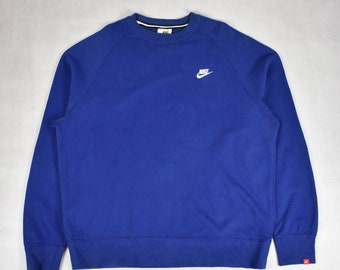 royal blue nike crewneck
