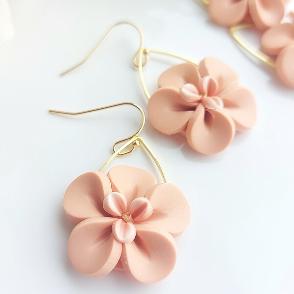 Peach Shimmer floral earrings- Polymer clay earrings- Teardrop earrings- Beautiful florals