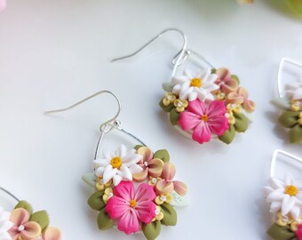 Pendientes florales rosas- Pendientes de arcilla polimérica hechos a mano- Ramo de flores- Hecho en Irlanda