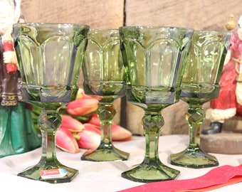 Featured image of post Green Glassware 1940S - Vaseline this term is used differently in different geographic locations.