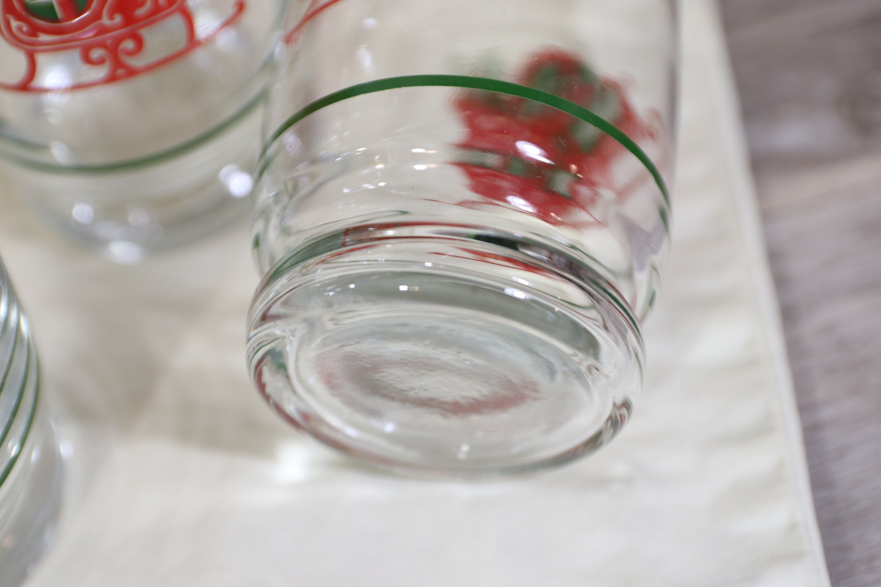 Lot De 4 Verres Tumbler Noël – Père Noël Et Traîneau – Rouge Et Vert – Verre