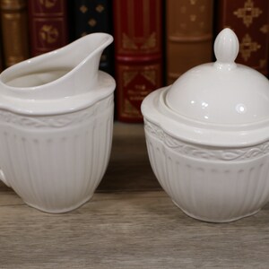 Mikasa Italian Countryside Cream and Covered Sugar Bowl Set. Beautiful White Stoneware. Oven to Dishwasher to Over Safe.