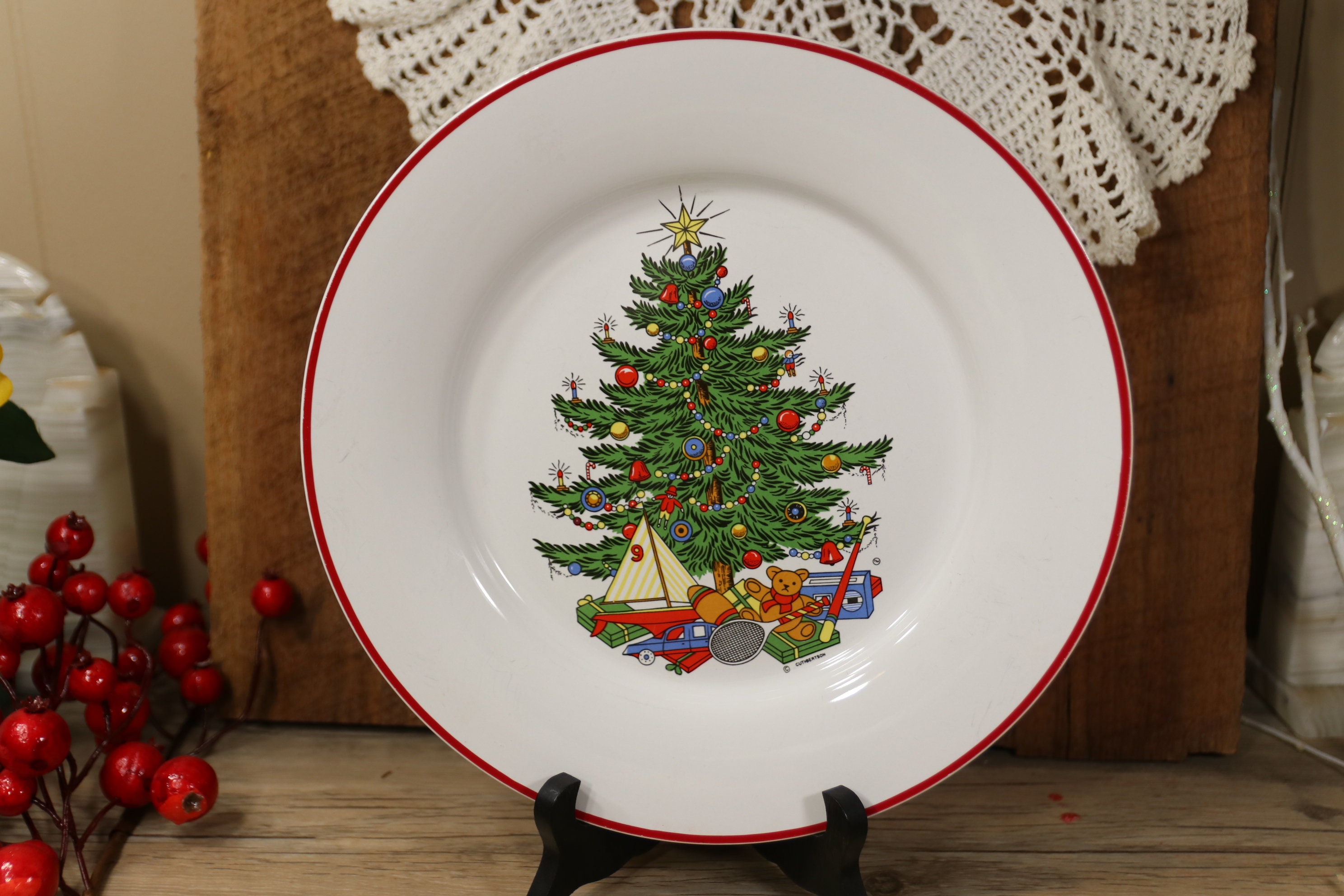1 Dinner Plate American Christmas Tree By Cuthbertson. Beautiful Christmas Themed China. Christmas China Christmas Tree with Gifts.