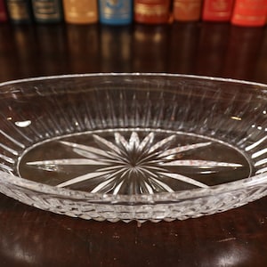 Princess House Royal Highlights 10&quot; Oval Bowl. Beautiful Thick Heavy Blown Glass