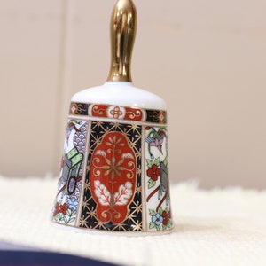 Kohzan Japan Imperial Cart Bell. Beautiful Vintage Japanese Porcelain Bell.  6 Panel Cart/Floral Bell With Inlaid Gold, and Gold Accents. 4"