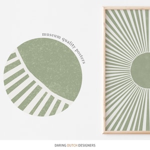 Puede incluir: Dos impresiones de arte abstracto con un esquema de color verde y blanco. Las impresiones presentan un dise&ntilde;o de rayos de sol y un c&iacute;rculo con una l&iacute;nea curva.