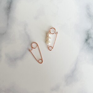 Dainty Freshwater Pearl Safety Pin Earrings.White Pearl.Rose Gold Color.Gift for Her.Birthday.Wedding.Bridesmaid Gift.
