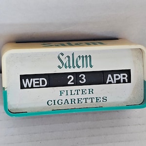 Vintage Salem Filter Cigarettes Advertising Perpetual Calendar Green & White