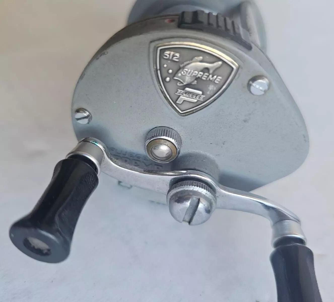 Vintage Pflueger Supreme Model 512 Bait Casting Fishing Reel