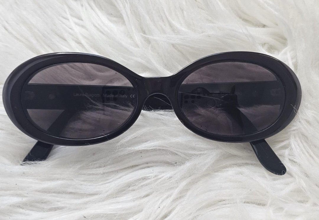 Vintage Laura Biagotti Women\'s Oval Visibilia Black Sunglasses LB 85092 300 Vintage Laura Biagotti Women main image 2