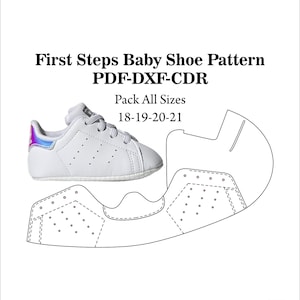 Può includere: Una scarpa da bambino bianca con un tallone olografico è mostrata accanto a un modello di scarpa. Il testo recita "First Steps Baby Shoe Pattern PDF-DXF-CDR Pack All Sizes 18-19-20-21". Un logo di YouTube si trova in basso a destra.