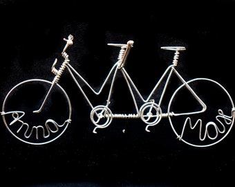 Tándem en miniatura personalizado de alambre de plata: el regalo de bodas perfecto para ciclistas.