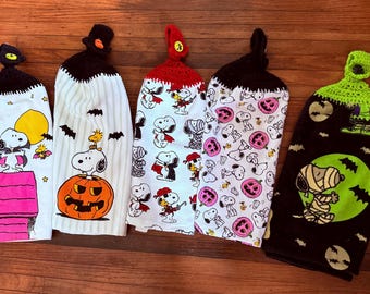 Crocheted Top Hanging Towels with Halloween Cartoon Dog Themed Patterns.