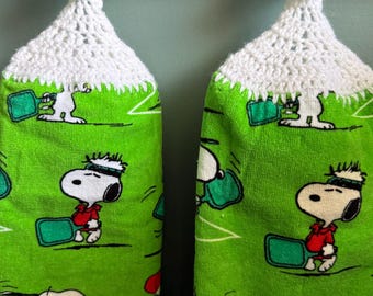 Toalla colgante de Pickleball: peluche de personaje de dibujos animados con parte superior de crochet