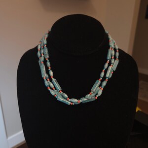 Collar rectangular y ovalado de 52 pulgadas en color turquesa y coral