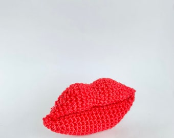 Red Lips Brooch