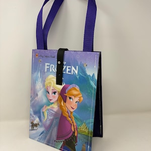 Frozen Repurpose Book Handbag • An ArtfullyAltered Handmade Book Bag bild 1
