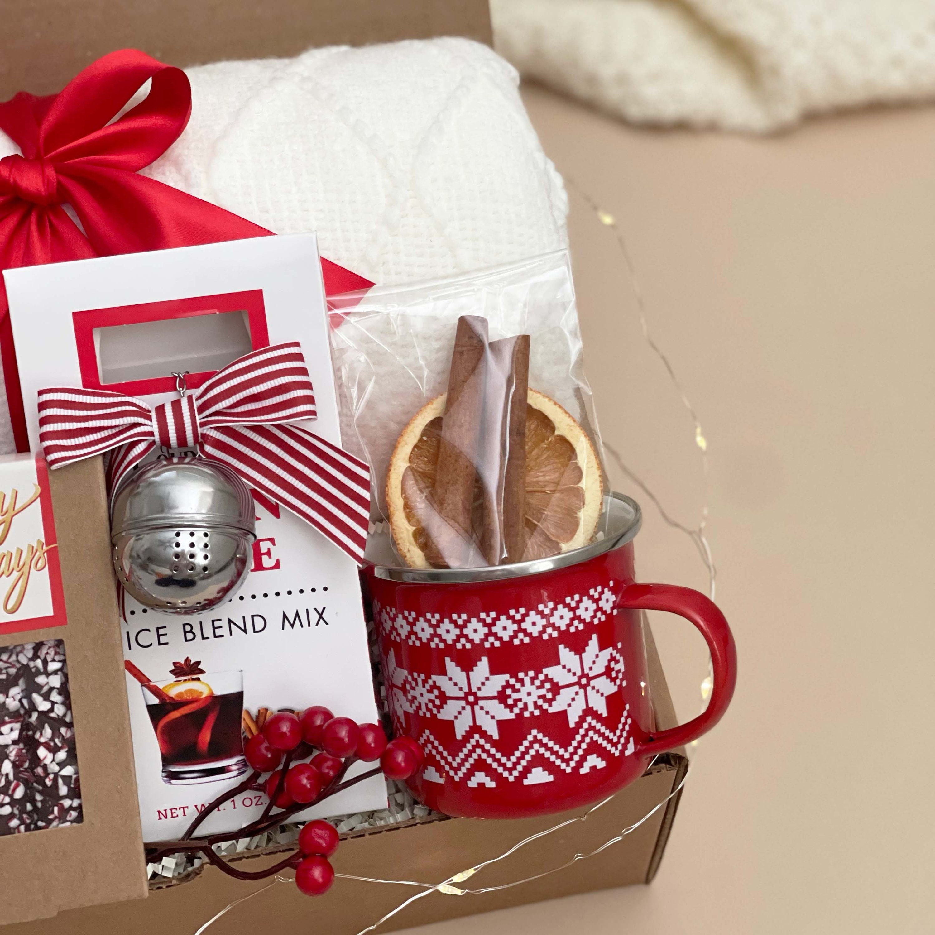 Holiday Gift Box for Wine Lovers Mulled Wine & Cider Gift Set, Hygge Gift  Basket for Couples, Families, European Cozy Winter Care Package 