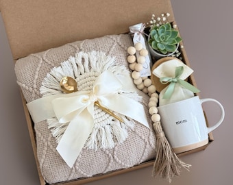 Happy Mother's Day Gift Box with Blanket, Socks and Succulent, Gift for Mom, Mother's Day Gift Basket, Gift Box for Women, Gift for Her