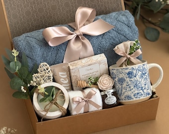 Caja de regalo acogedora para cumpleaños, paquete de cuidado de spa para amigas, paquete de cuidado personal hygge, cesta de regalo para mujeres, regalo de cumpleaños para amigas