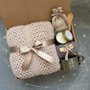 Classy Gift Basket for Women - Cozy Gift Box with Blanket, Socks, Candle - Self Care Gift Box, Care Package, Gifts for Her for Any Occasion