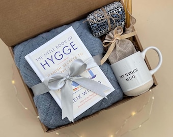 Five-Star Hygge Gift Box | Comforting Gift Box with Blanket, Socks and Book | Gift Basket for Her and Him, Sending Strength & Good Vibes
