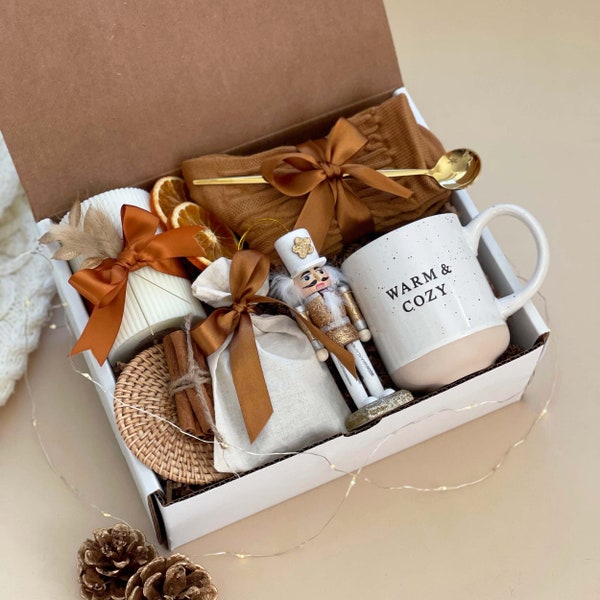 Christmas Gift Basket for Her | Warm & Cozy Care Package for Friend,  Hygge Gift Box for Women, Unique Christmas Gifts for Her Comfort