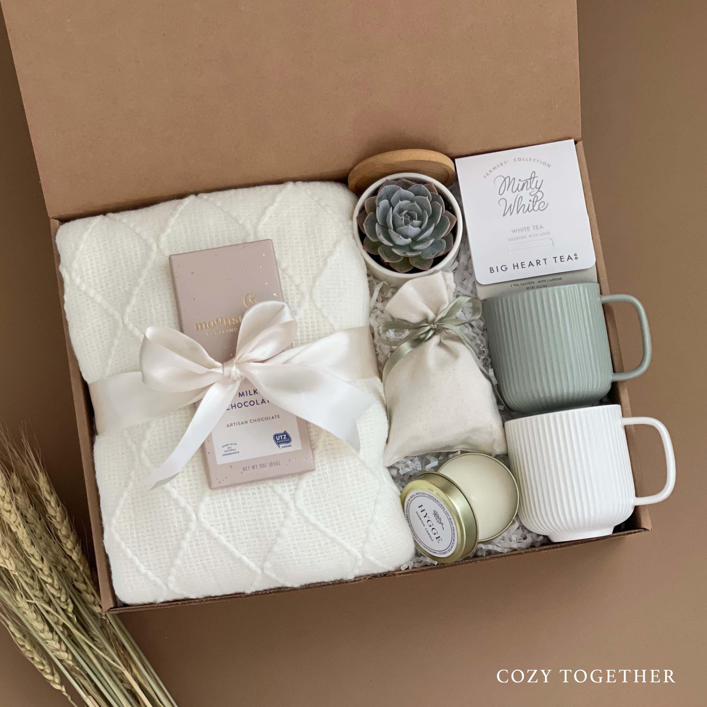 Couples Gift Box for Friends for Any Occasion, Gift Basket for the Whole Family, Anniversary, Newlywed Gift, House warming, Wedding Shower