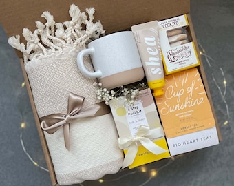 Spa Gift Box for Women with Personalized Card | Any Occasion Pampering Hygge Gift Box for Her | Best Summer Birthday Gift for Best Friend