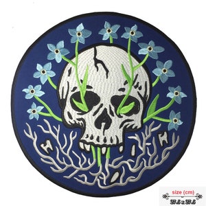 Alien Brain Skull Spooky Horror Iron on Embroidered Large Size Back patch XL Alien Brain Skull Spooky Horror Iron on Embroidered Large Size Back patch XL