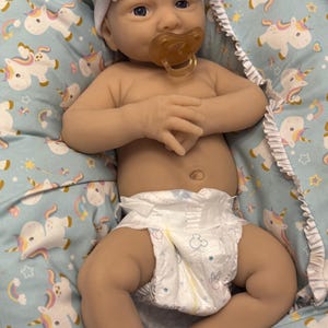 Blank silicone reborn baby kit (for artists)